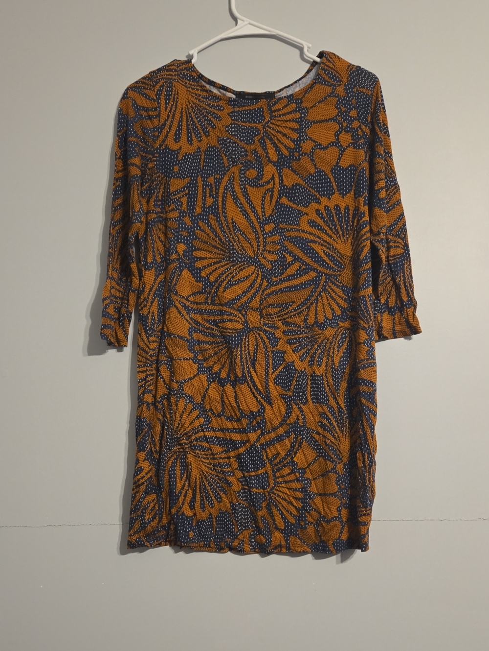 BCBG Maxazria Noely Rustic Combo 3/4th Sleeve Soft Top, Medium